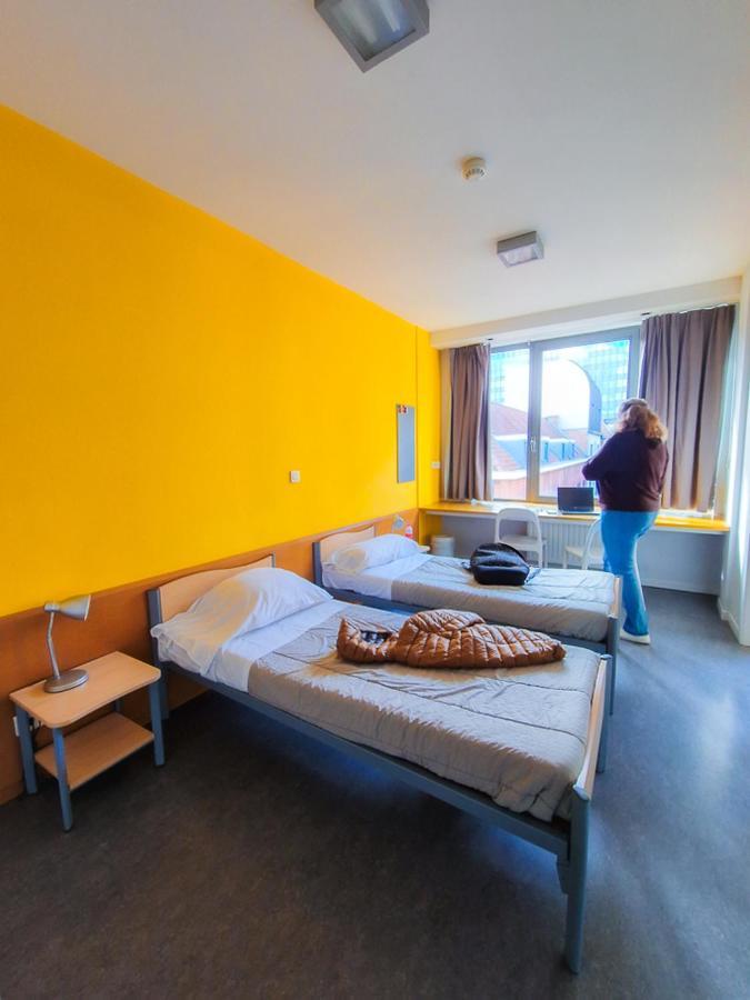 Saint-Josse-ten-Noode Youth Hostel Van Gogh מראה חיצוני תמונה