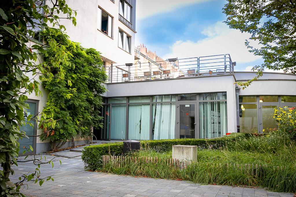 Saint-Josse-ten-Noode Youth Hostel Van Gogh מראה חיצוני תמונה
